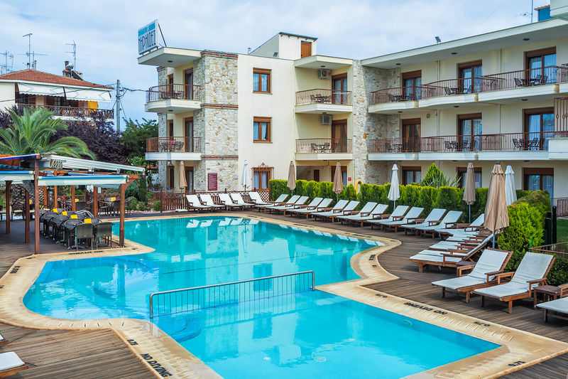 Nereides Hotel Hanioti Exterior foto